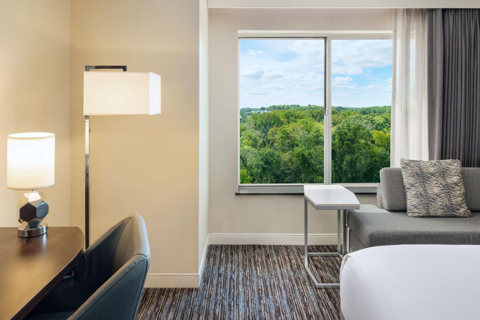 Doubletree By Hilton Greensboro Zewnętrze zdjęcie
