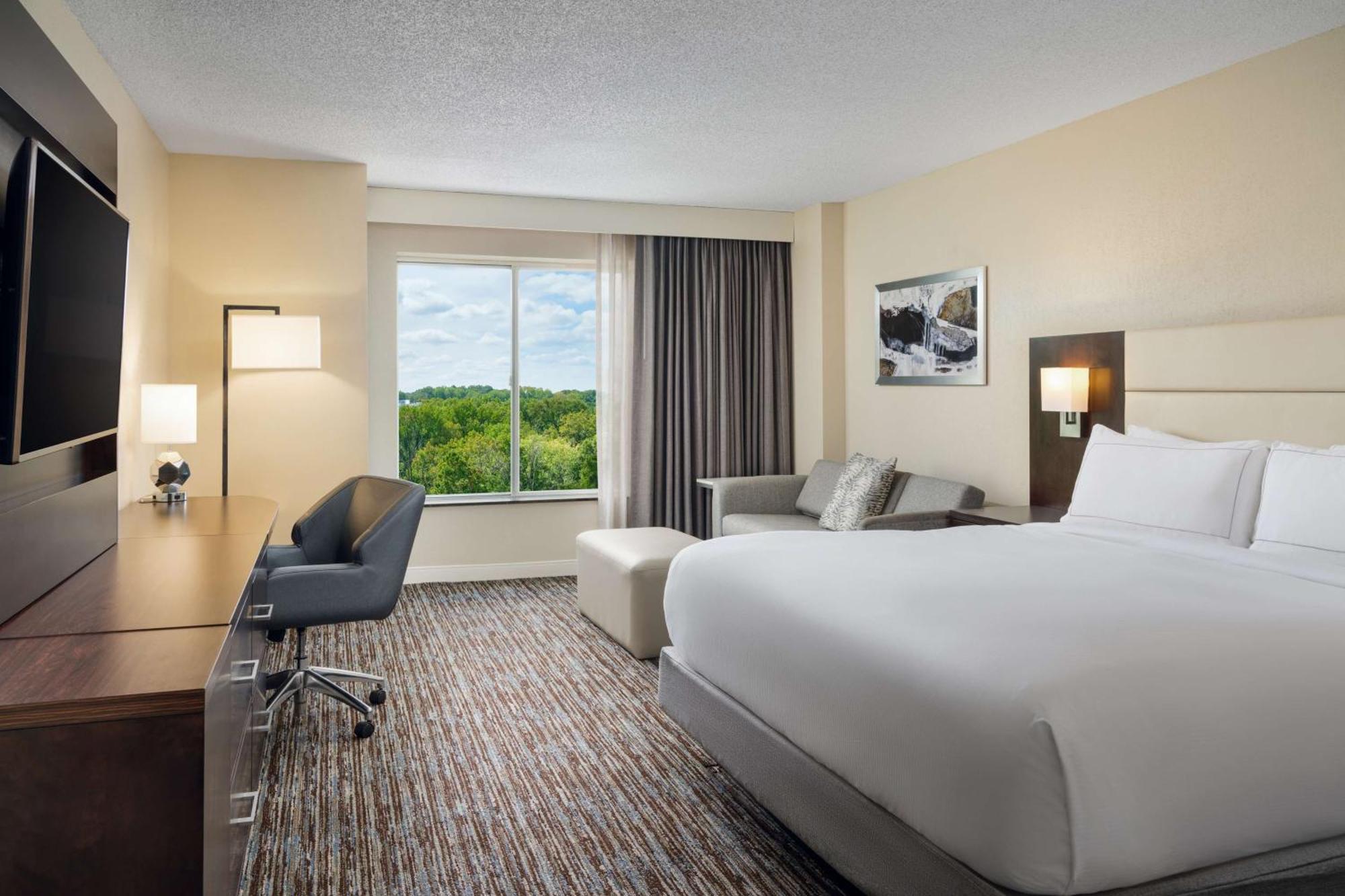 Doubletree By Hilton Greensboro Zewnętrze zdjęcie